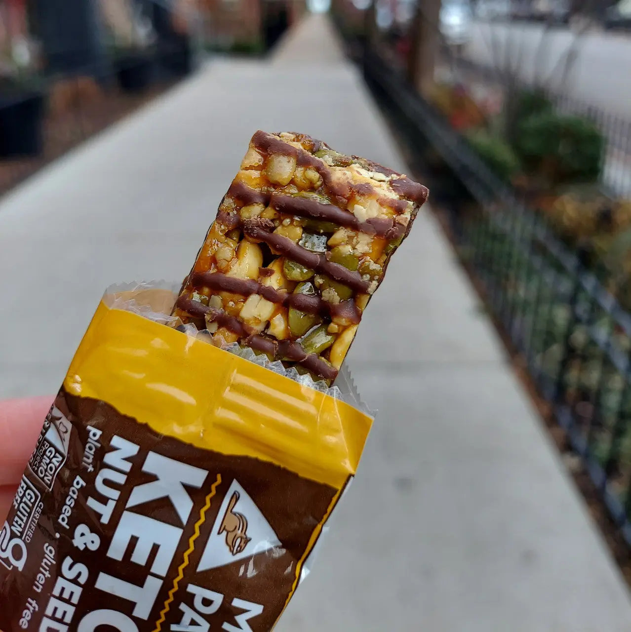 MUNK KETO PBTR DK CHOC ( 6 X 4 PACK ) Camelots Nutrition